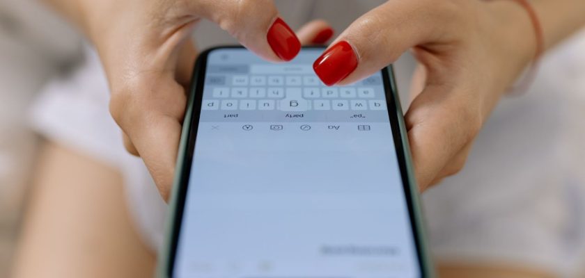 retrouver les messages supprimés sur les réseaux sociaux