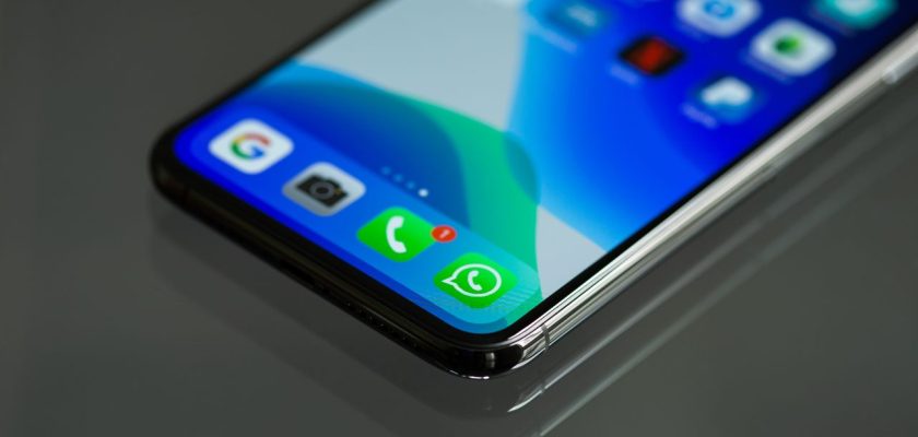 Avoir WhatsApp sur deux téléphones avec un seul numéro c'est possible