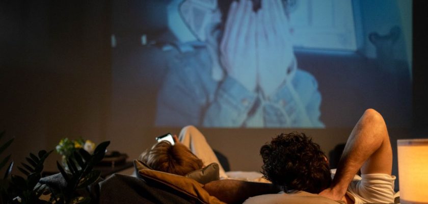 Pourquoi choisir un projecteur portable à courte focale pour vos présentations