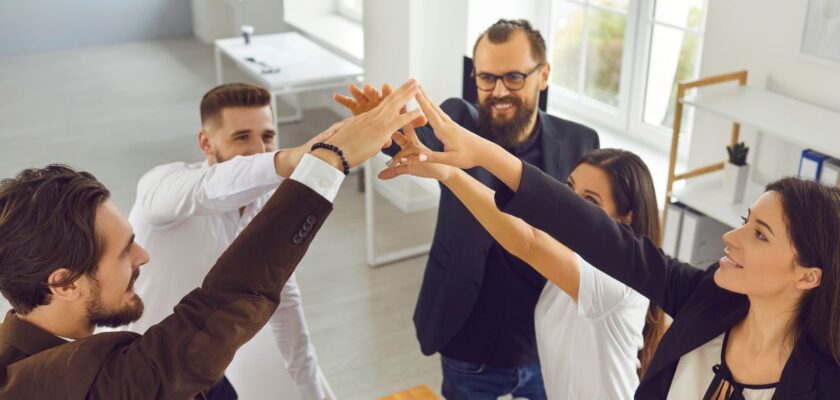 Comment adapter votre stratégie d’influence à différents canaux